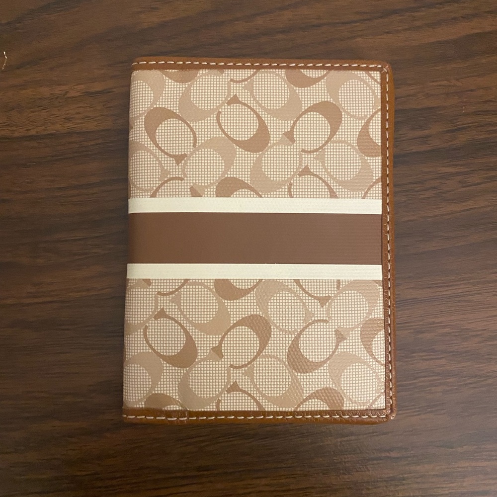 Coach Signature Passport Holder - Brown